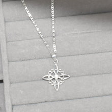 Witch Knot Pendant 925 Sterling Silver Necklace, nudo de bruja