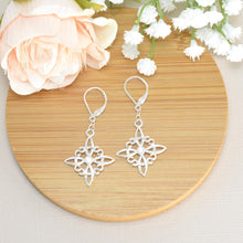 Witch Knot Celtic Pendant, 925 Sterling Silver Dangly Earrings Nudo de Bruja Aretes Jewelry Set